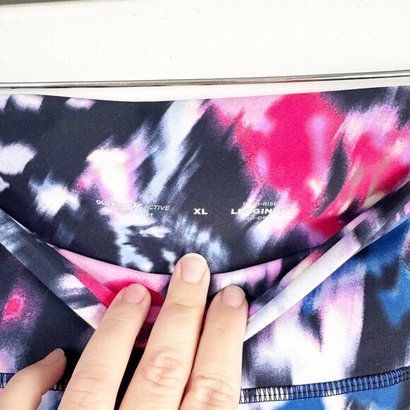 Old Navy ON Powersoft High-Rise Go Dry Leggings Colorful Abstract Print Size XL - Picture 5 of 7